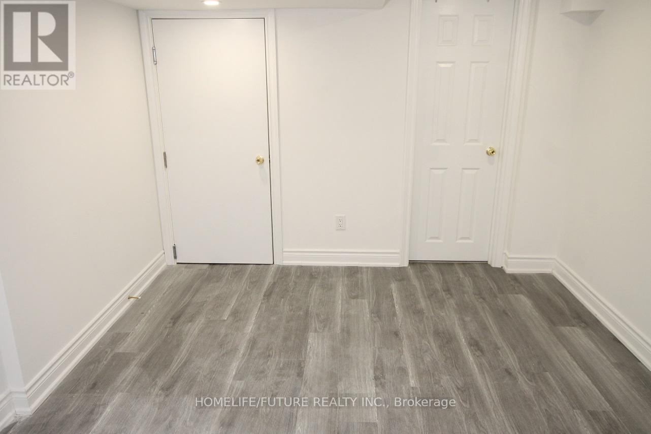 53 Dennett Drive, Toronto, Ontario  M1S 2E8 - Photo 11 - E13030798