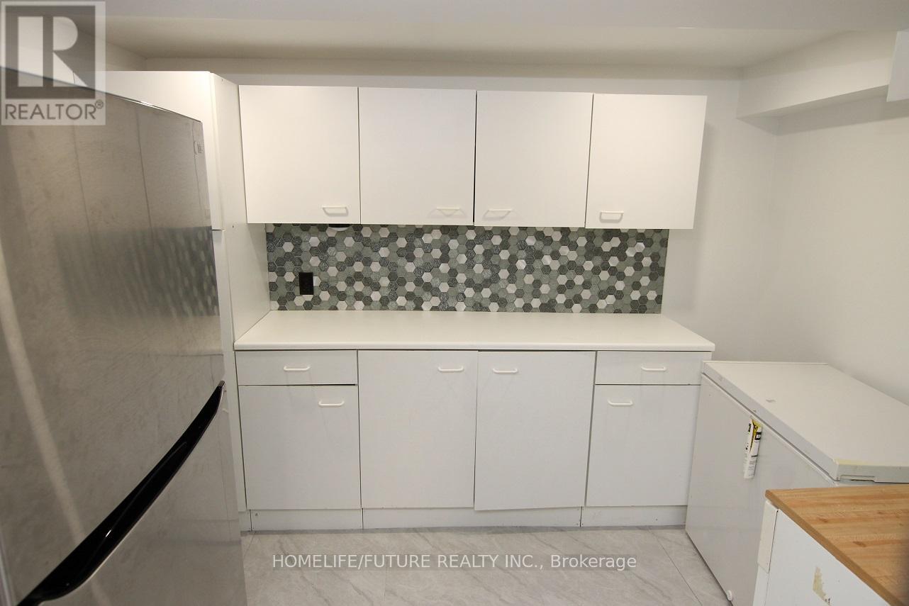 53 Dennett Drive, Toronto, Ontario  M1S 2E8 - Photo 7 - E13030798