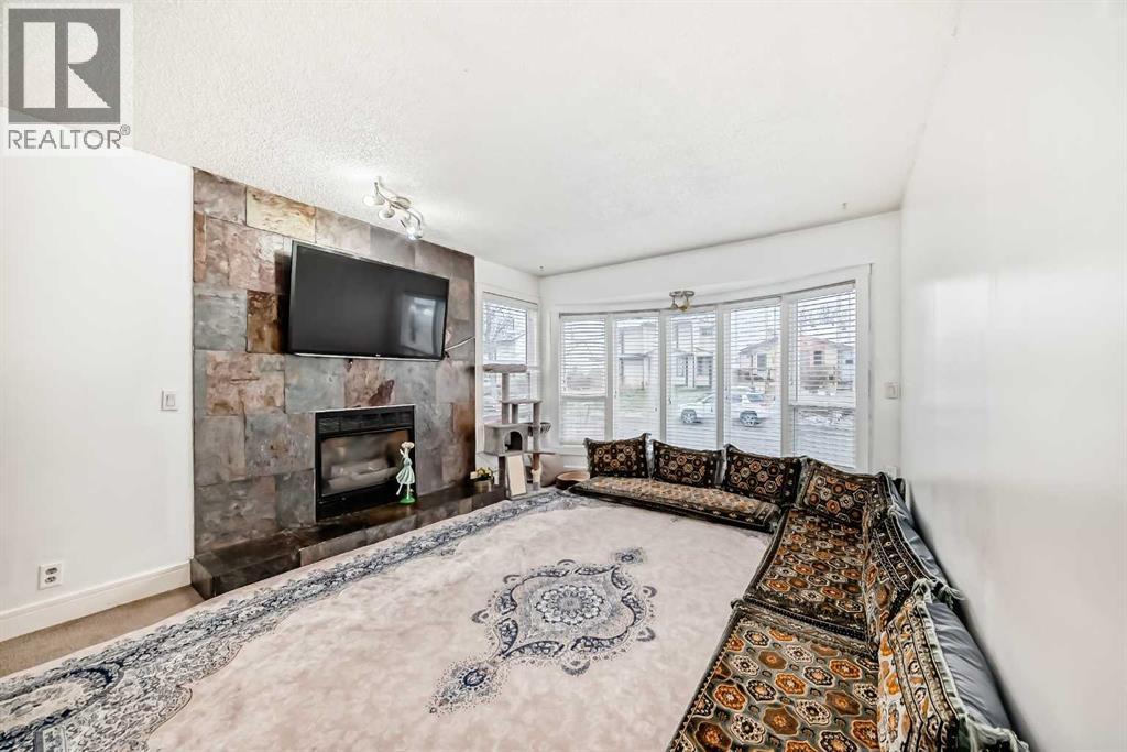 19 Castlepark Way Ne, Calgary, Alberta  T3J 1R7 - Photo 19 - A2297081