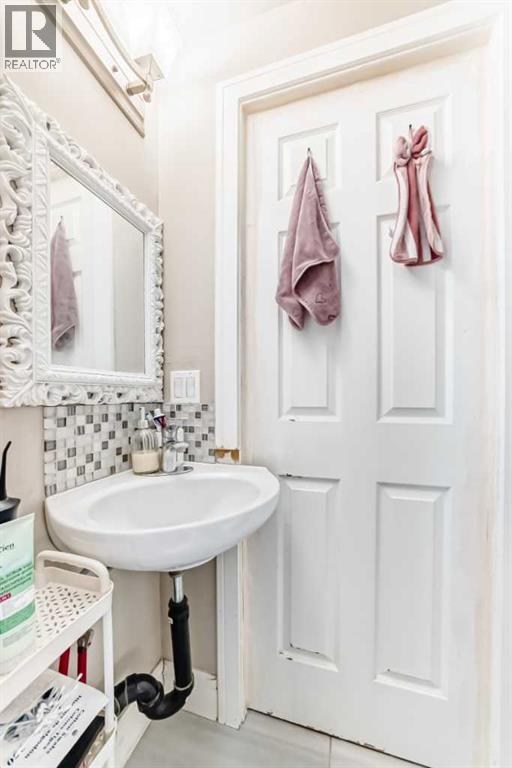 19 Castlepark Way Ne, Calgary, Alberta  T3J 1R7 - Photo 26 - A2297081