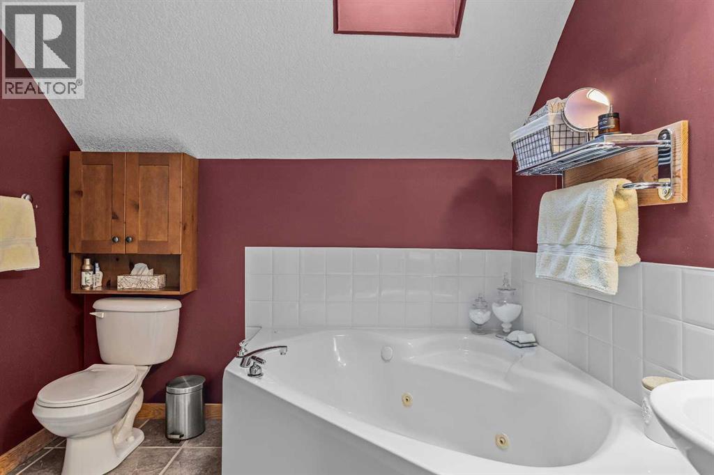 1112 Wilson Way, Canmore, Alberta  T1W 3C4 - Photo 20 - A2297442