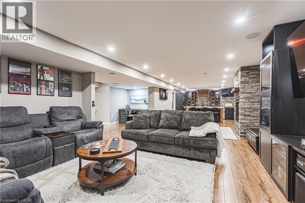 35 Greti Drive, Hamilton, Ontario  L9B 0C9 - Photo 36 - 40822696