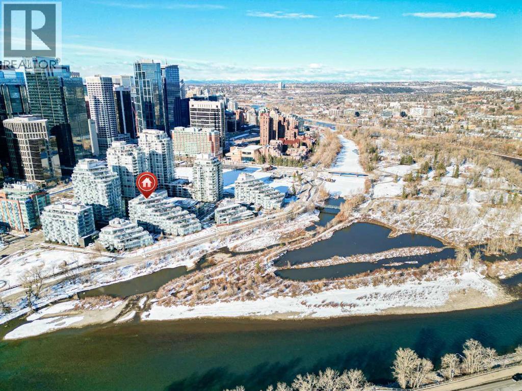 401, 138 Waterfront Court SW, Calgary, Alberta  T2P 1L1 - Photo 2 - A2299050