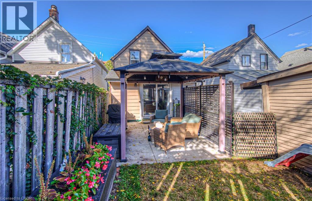 12 Jones Street, Stoney Creek, Ontario  L8G 3H8 - Photo 2 - 40822730