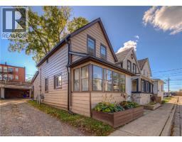 12 JONES Street, Stoney Creek, Ontario