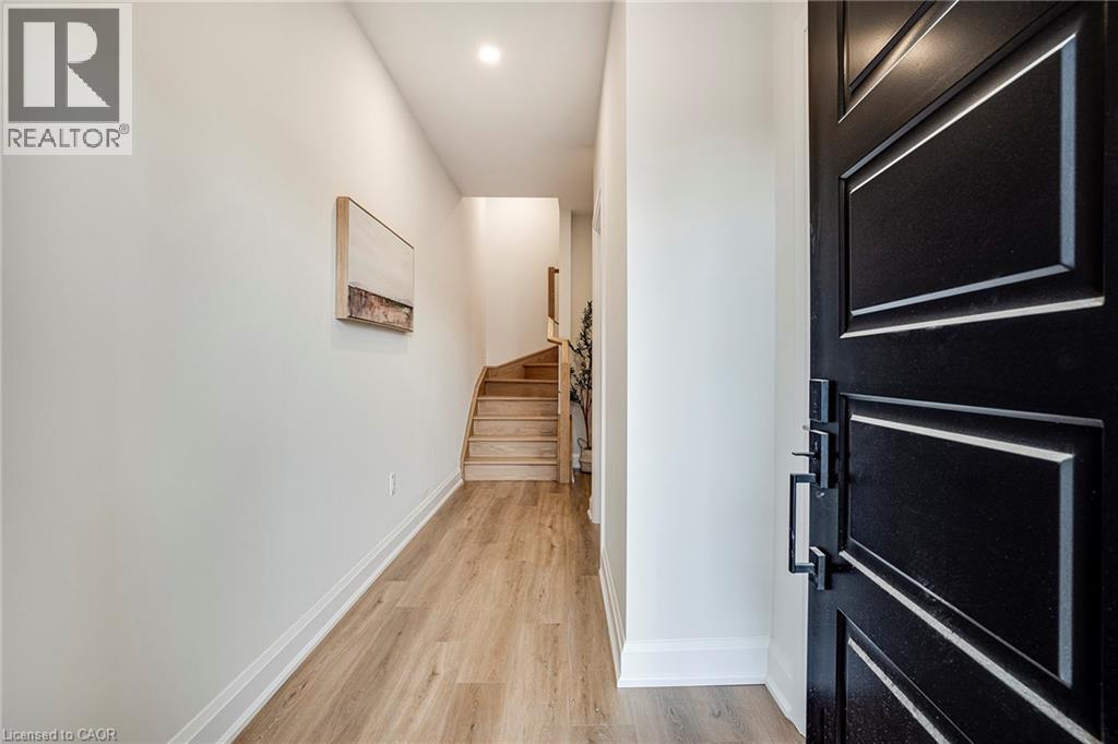 292 Vine Street Unit# 45, St. Catharines, Ontario  L2M 0E1 - Photo 2 - 40822734