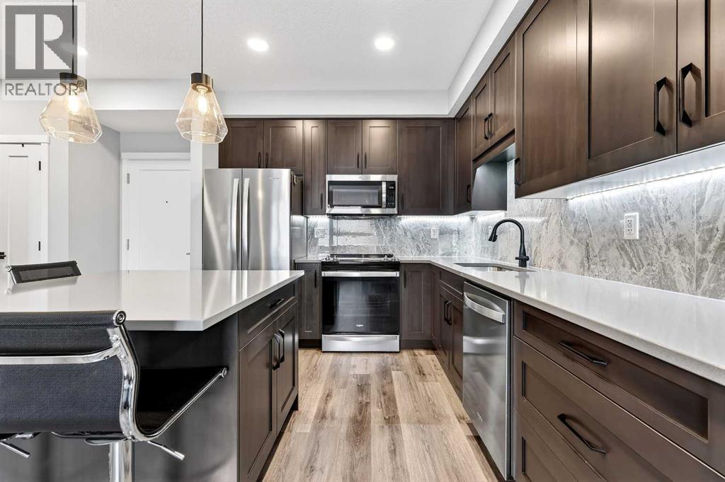 401, 150 Shawnee Square SW, Calgary, Alberta  T2Y 0T6 - Photo 6 - A2299414