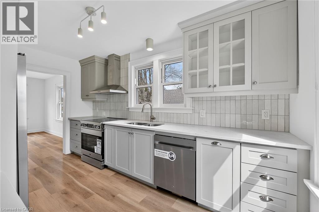 29 Rosemount Avenue, Port Colborne, Ontario  L3K 5P8 - Photo 10 - 40822764