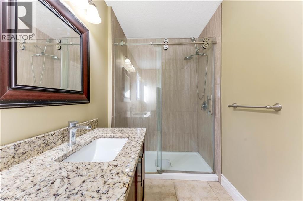 561 Queen Street S Unit# Upper, Kitchener, Ontario  N2G 1W9 - Photo 7 - 40822767