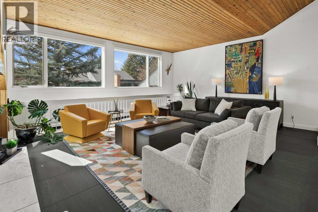 10, 2200 Varsity Estates Drive NW, Calgary, Alberta  T3B 4Z8 - Photo 3 - A2299633