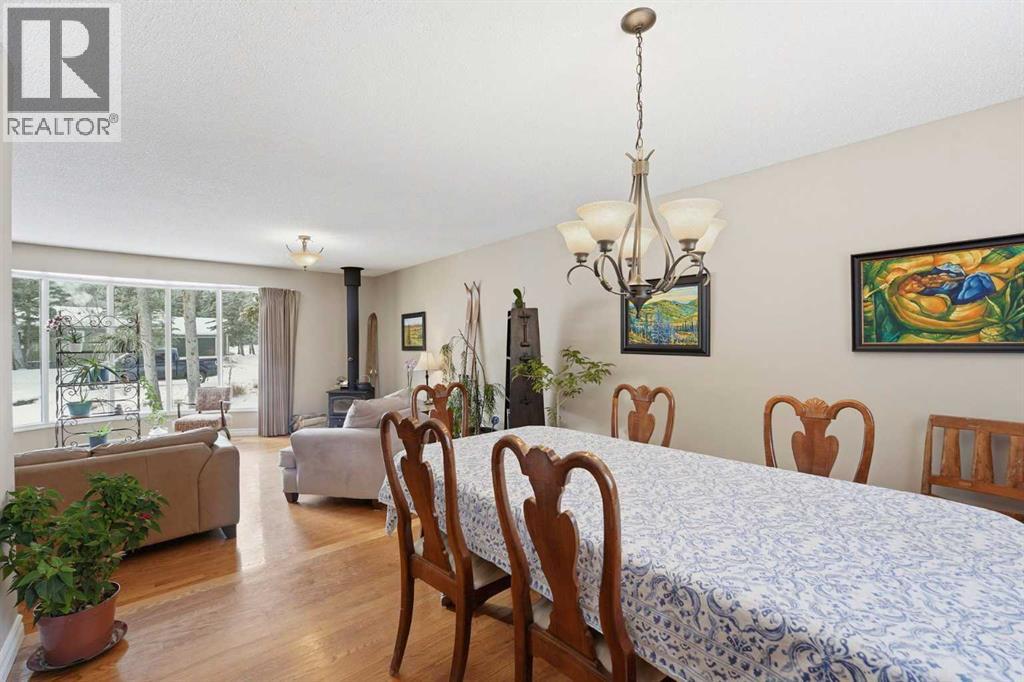 38 Wolf Drive, Rural Rocky View County, Alberta  T3Z 1A3 - Photo 14 - A2299746