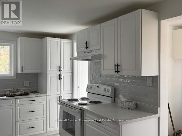 78 James Street E, Burk's Falls, Ontario  P0A 1C0 - Photo 4 - X12456674