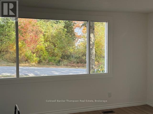 78 James Street E, Burk's Falls, Ontario  P0A 1C0 - Photo 11 - X12456674