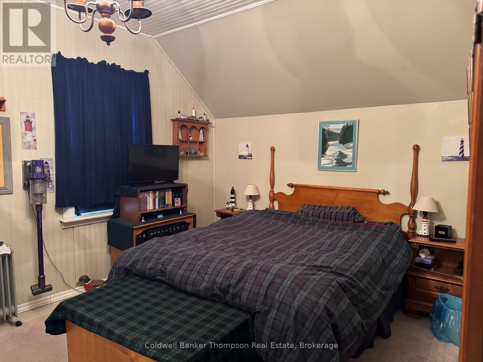 143 Huston Street, Burk's Falls, Ontario  P0A 1C0 - Photo 13 - X12533394