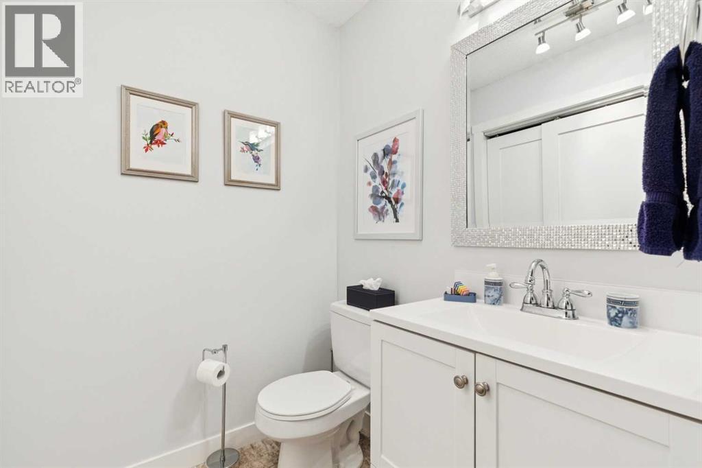 20 Stradwick Rise SW, Calgary, Alberta  T3H 3H1 - Photo 8 - A2300327