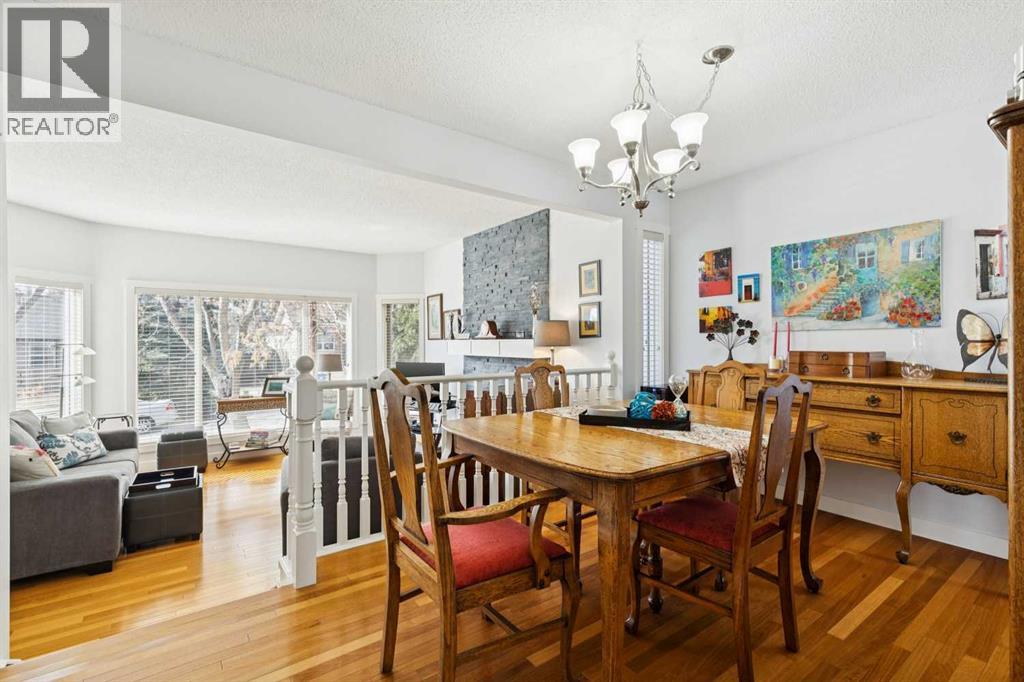 20 Stradwick Rise SW, Calgary, Alberta  T3H 3H1 - Photo 4 - A2300327