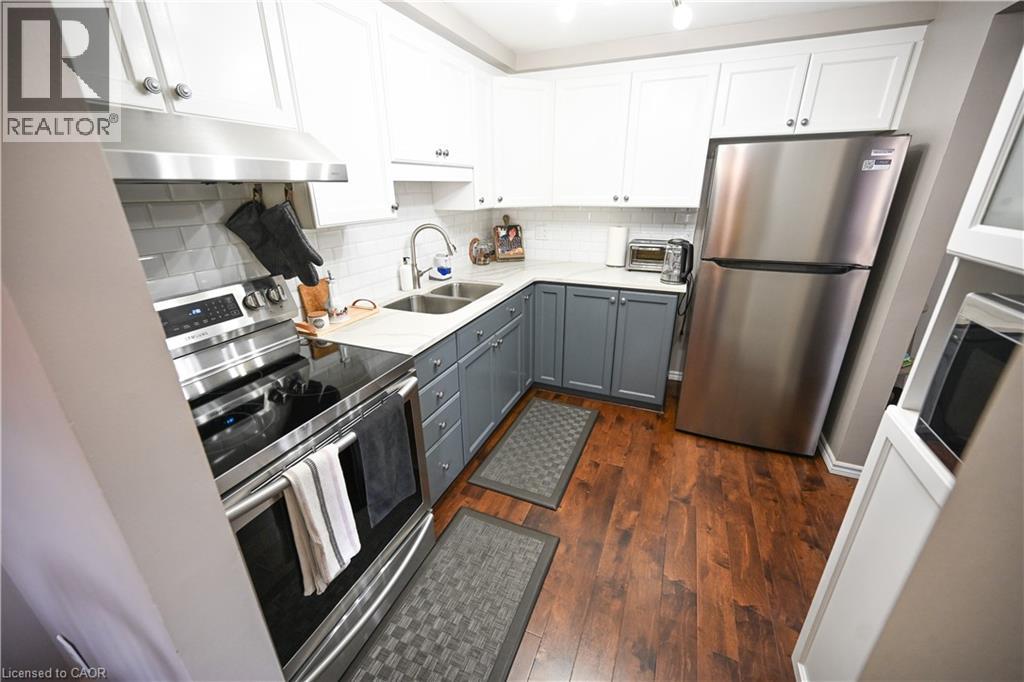 59 Edgemere Drive, Cambridge, Ontario  N1P 1B3 - Photo 5 - 40822815