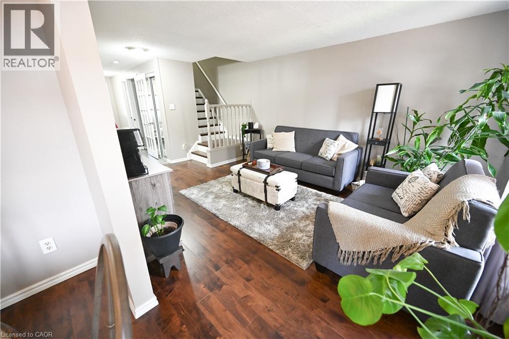 59 Edgemere Drive, Cambridge, Ontario  N1P 1B3 - Photo 3 - 40822815