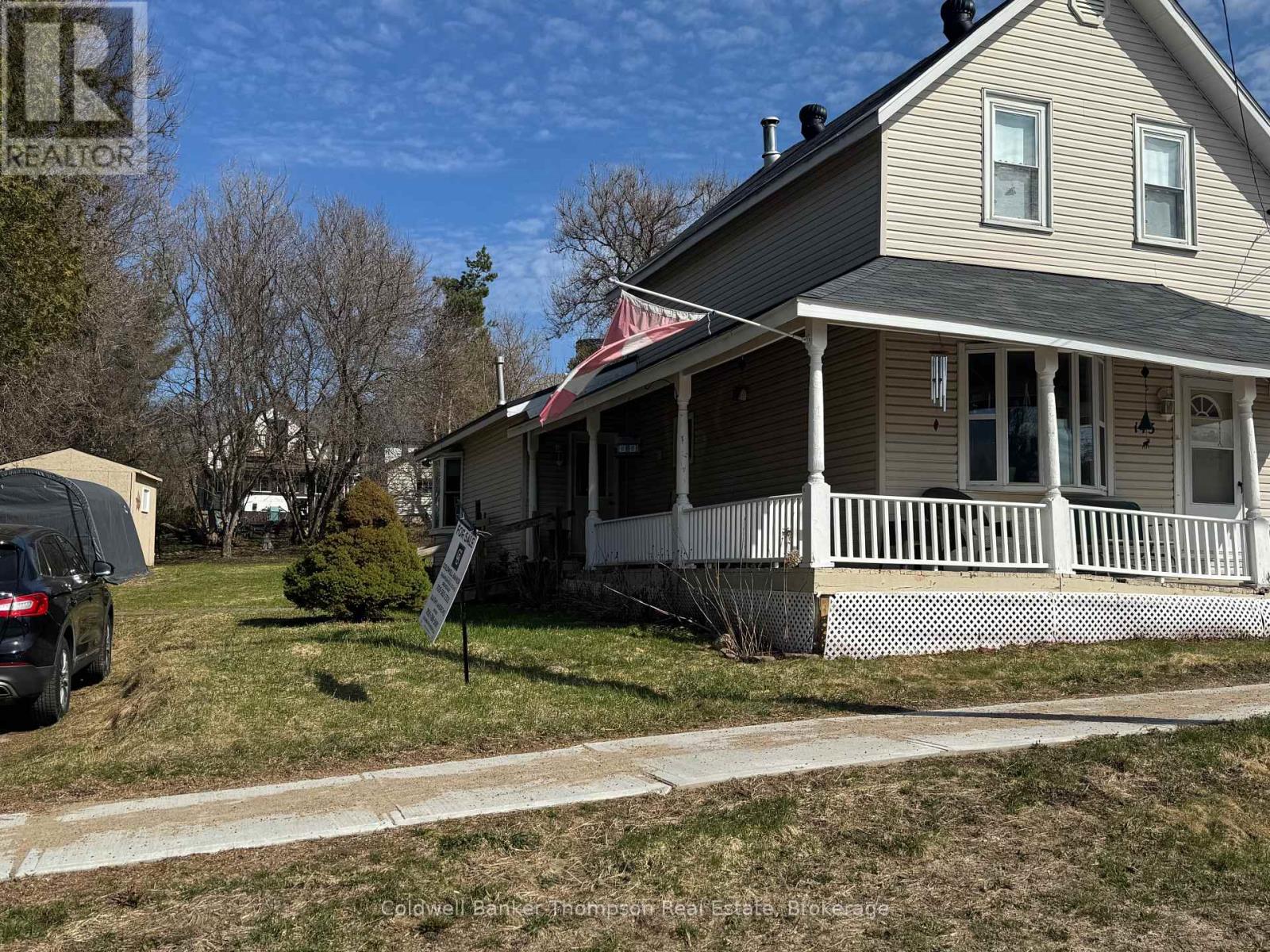 143 Huston Street, Burk's Falls, Ontario  P0A 1C0 - Photo 2 - X12533394