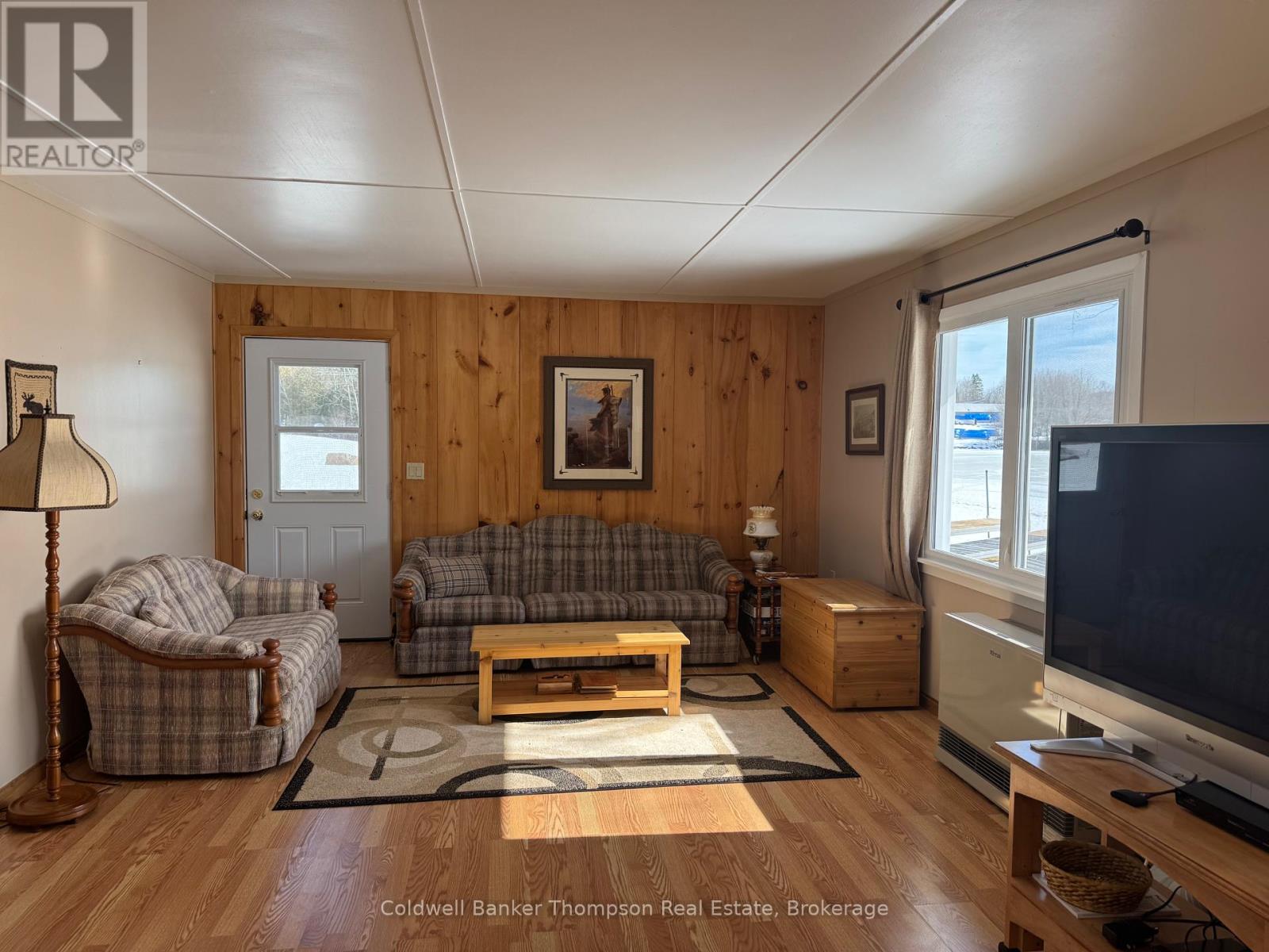 3105 Highway 520 Highway, Magnetawan, Ontario  P0A 1P0 - Photo 14 - X12848378