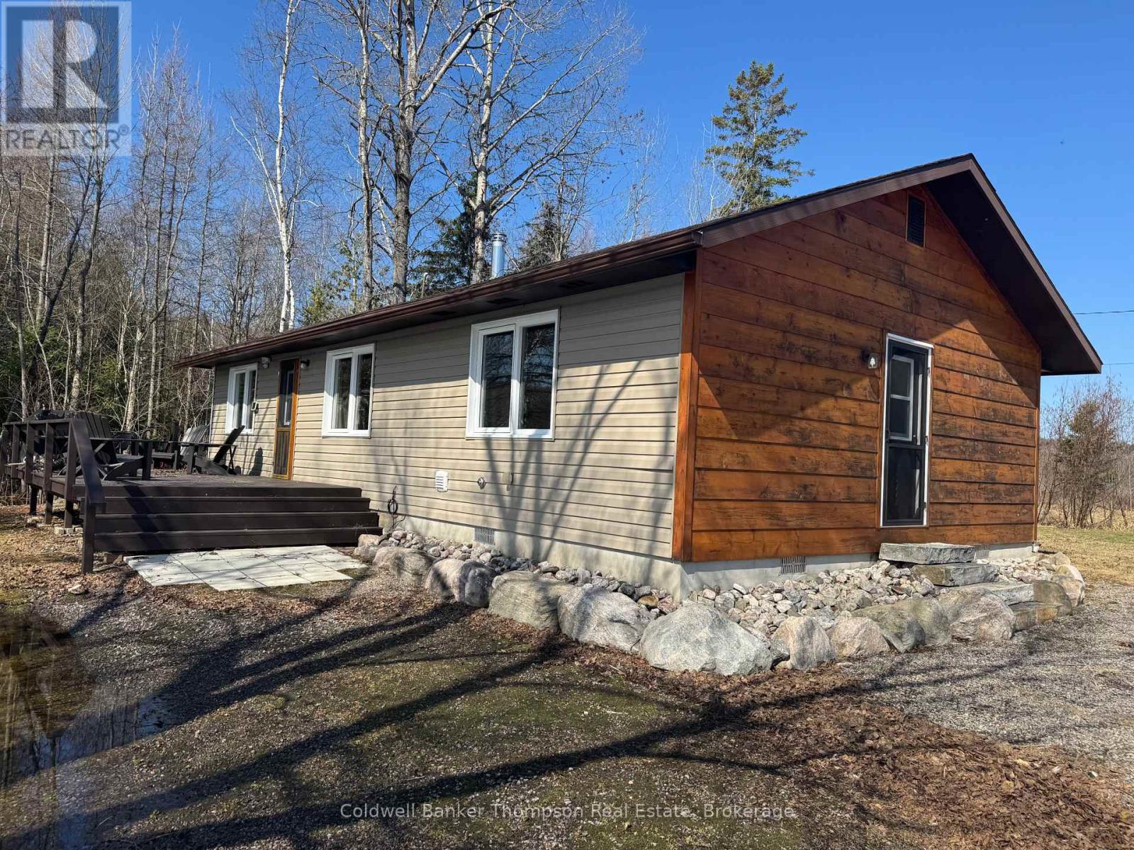 $699,9003105 Highway 520 Highway, Magnetawan, Ontario