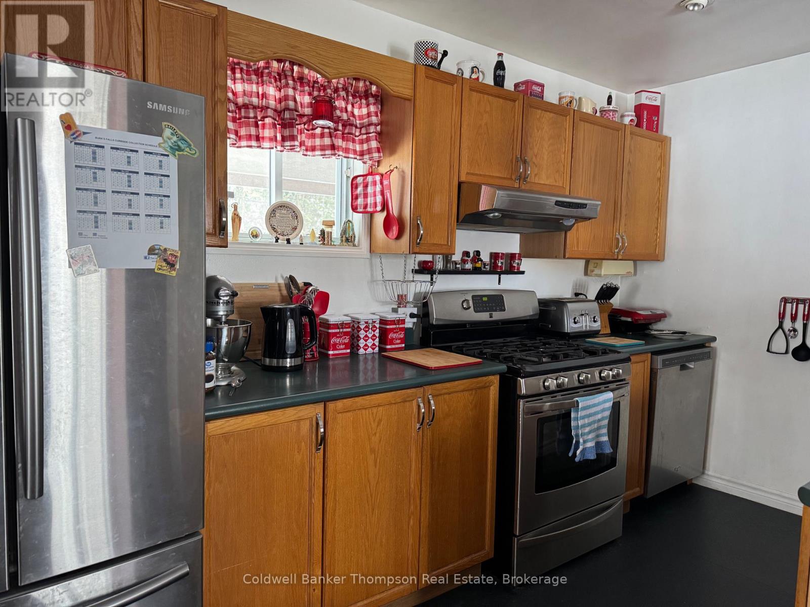 143 Huston Street, Burk's Falls, Ontario  P0A 1C0 - Photo 8 - X12533394