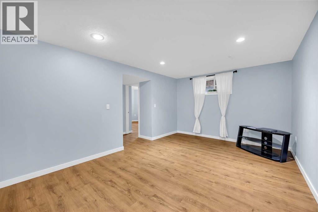 166 Tuscarora Close Nw, Calgary, Alberta  T3L 2E3 - Photo 43 - A2300452