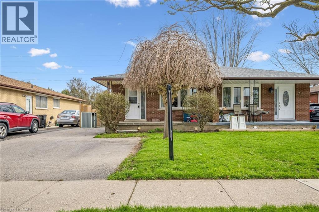 27 Vicmount Drive, Kitchener, Ontario  N2M 2A2 - Photo 1 - 40822896
