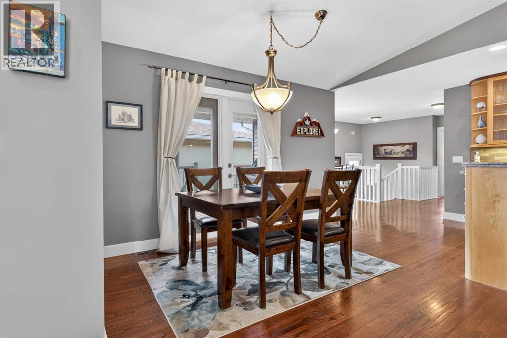 31 Rosetree Road Nw, Calgary, Alberta  T2K 1M8 - Photo 14 - A2301030