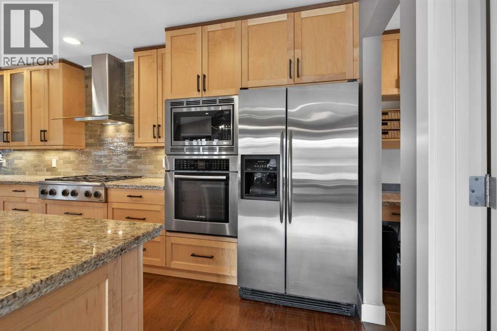 31 Rosetree Road Nw, Calgary, Alberta  T2K 1M8 - Photo 11 - A2301030