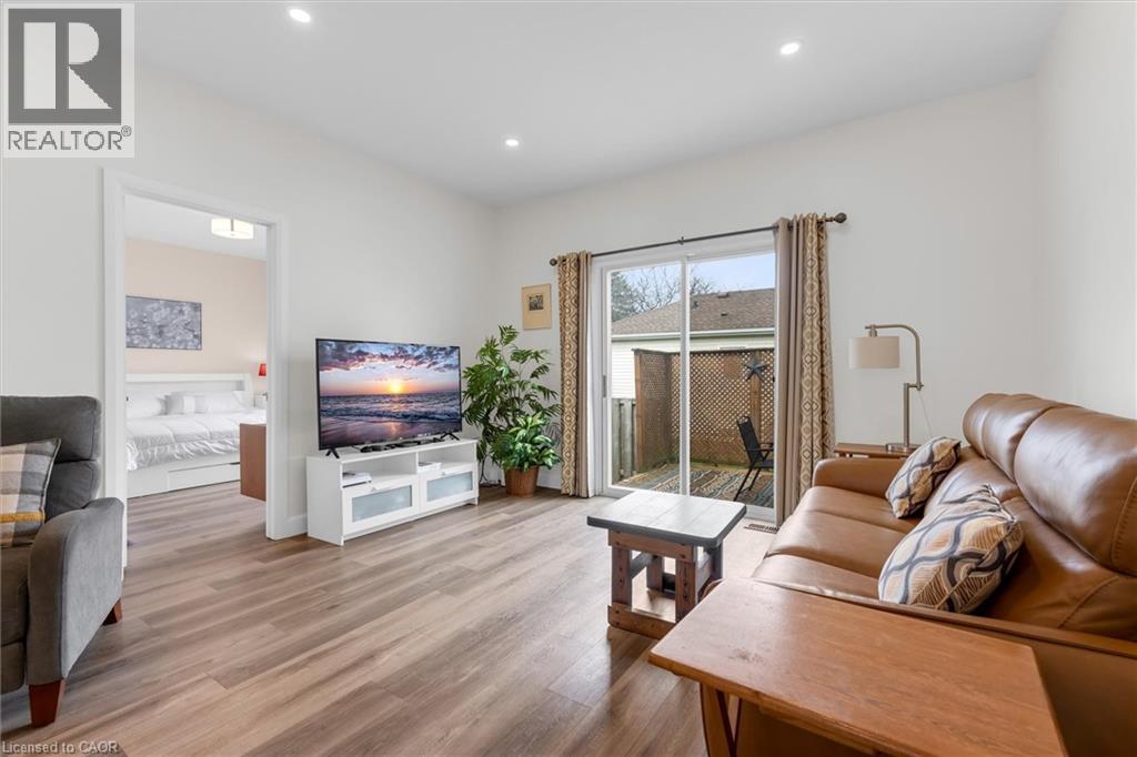 145 Silverbirch Boulevard, Hamilton, Ontario  L0R 1W0 - Photo 11 - 40822941