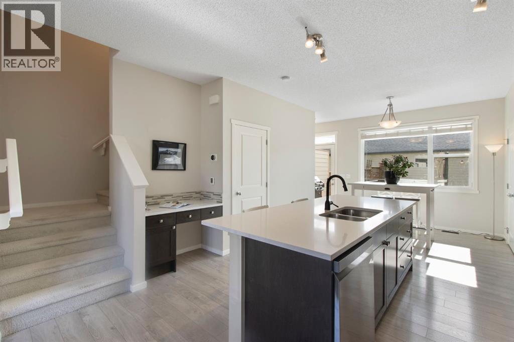 806 Walden Drive Se, Calgary, Alberta  T2X 2J3 - Photo 11 - A2301306