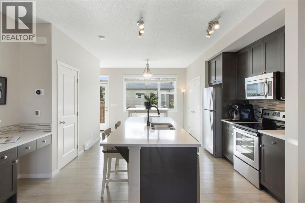 806 Walden Drive Se, Calgary, Alberta  T2X 2J3 - Photo 9 - A2301306