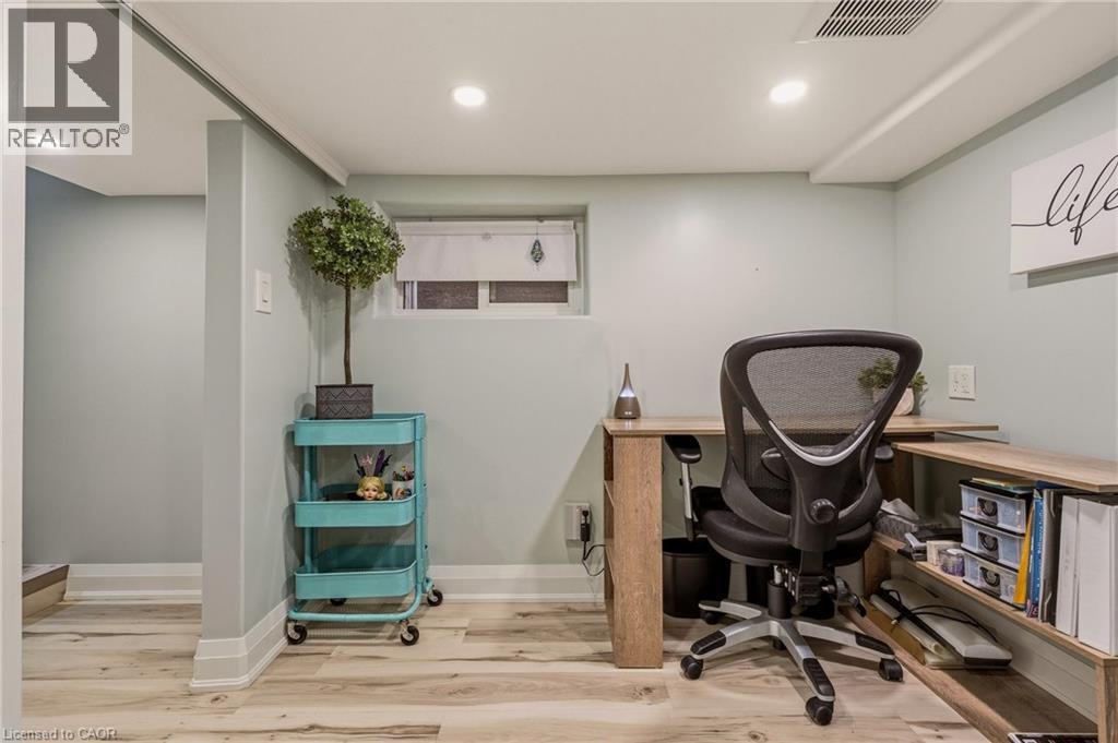 14 Mars Avenue, Hamilton, Ontario  L8L 3V8 - Photo 37 - 40823023