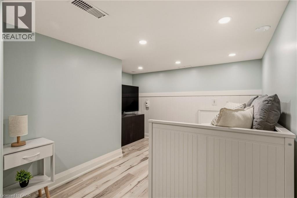 14 Mars Avenue, Hamilton, Ontario  L8L 3V8 - Photo 39 - 40823023