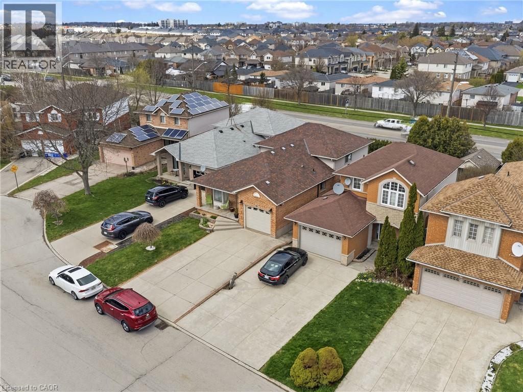 19 Sedona Court, Hamilton, Ontario  L9B 2R1 - Photo 31 - 40823033