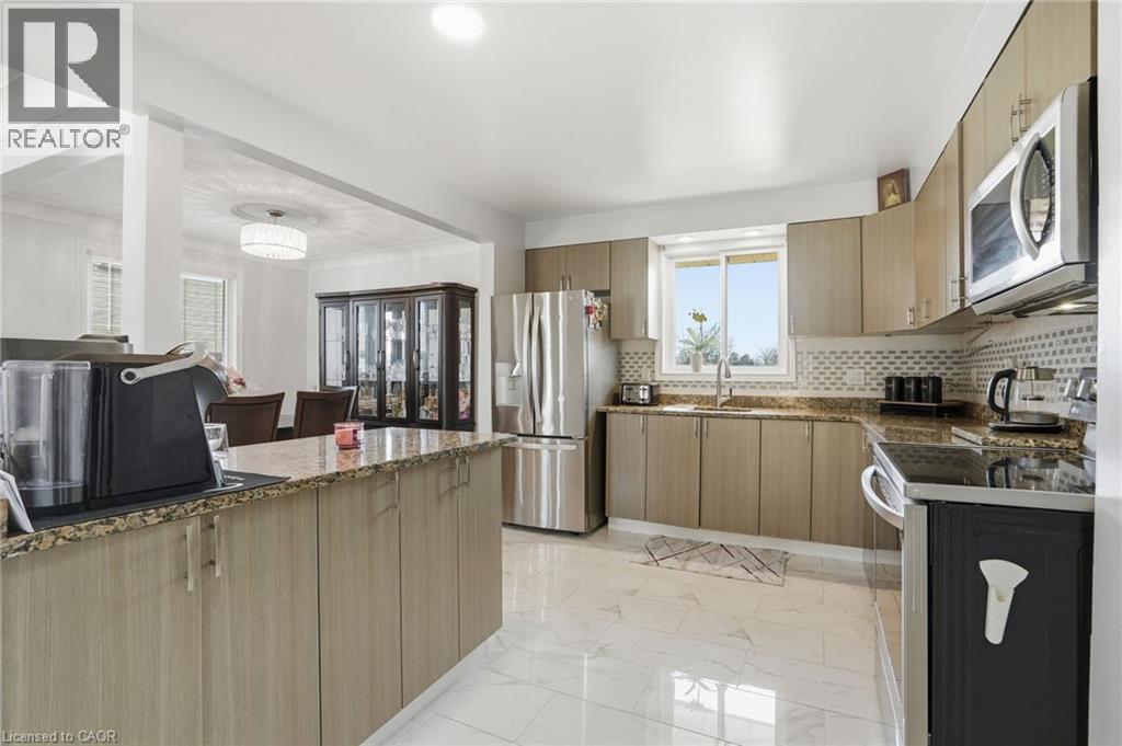 85 Summerlea Drive, Hamilton, Ontario  L8T 4X9 - Photo 14 - 40823049