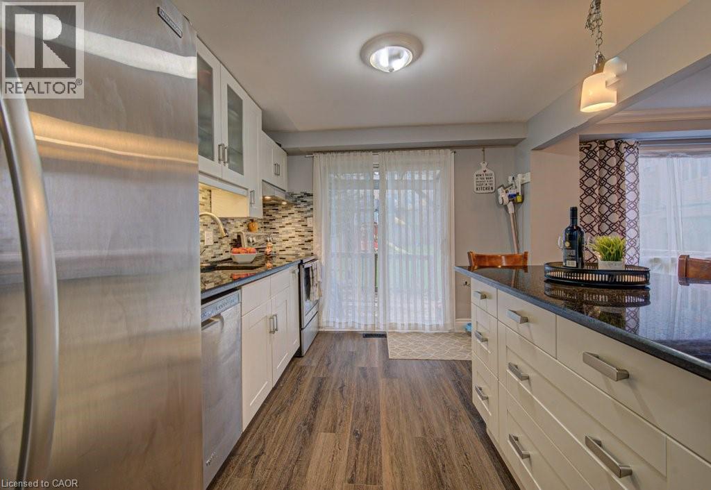 237b Thistleglen Place, Waterloo, Ontario  N2T 2A6 - Photo 16 - 40823052