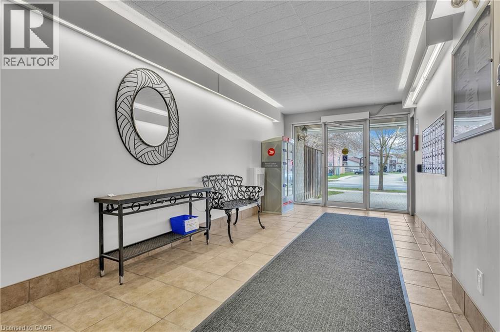 80 Breckenridge Drive Unit# 107, Kitchener, Ontario  N2B 2N9 - Photo 4 - 40823055