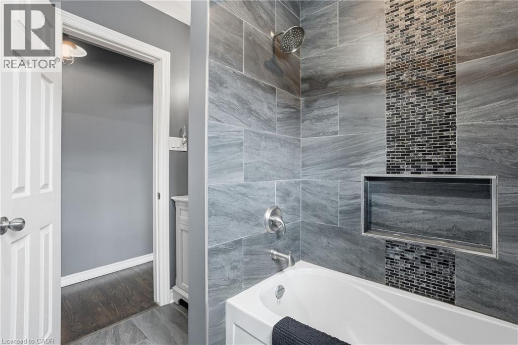 46 Glenvale Drive, Hamilton, Ontario  L9C 2X6 - Photo 23 - 40823066