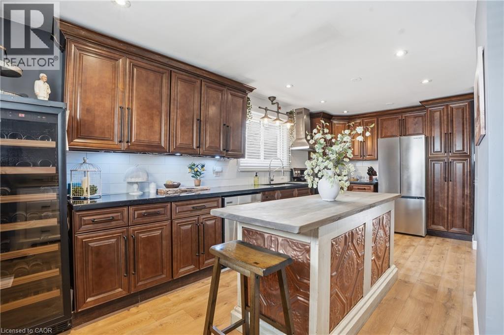 46 Glenvale Drive, Hamilton, Ontario  L9C 2X6 - Photo 15 - 40823066