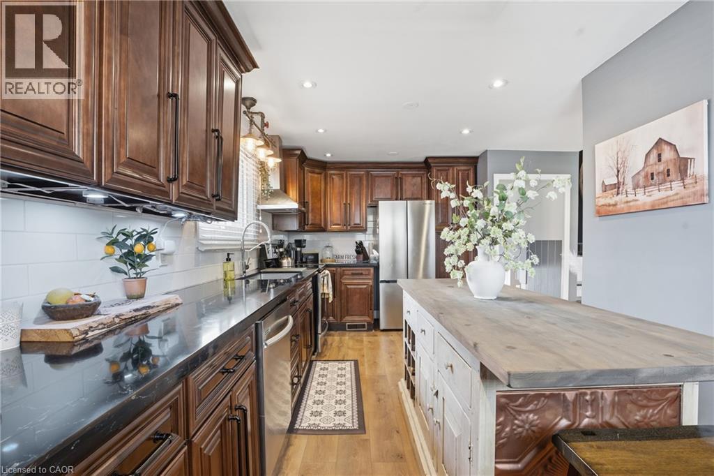 46 Glenvale Drive, Hamilton, Ontario  L9C 2X6 - Photo 14 - 40823066