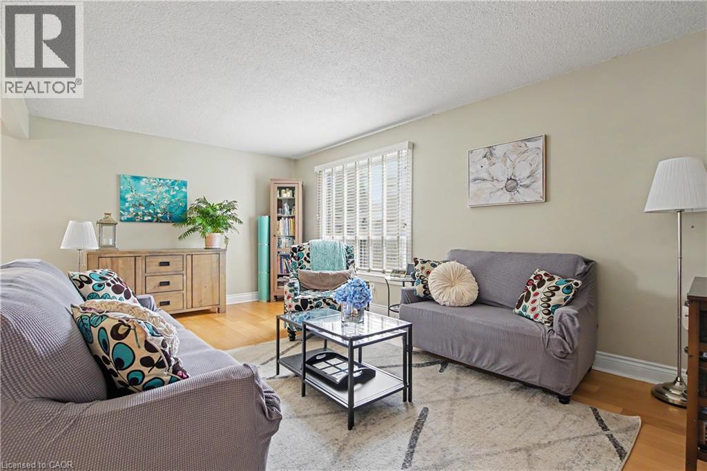 661 Francis Road Unit# 4, Burlington, Ontario  L7T 3X6 - Photo 5 - 40823076