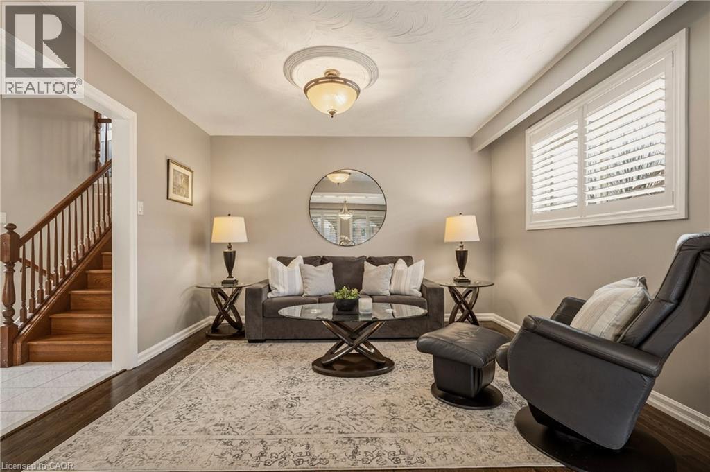 263 Guildwood Drive, Hamilton, Ontario  L9C 6W7 - Photo 8 - 40823097