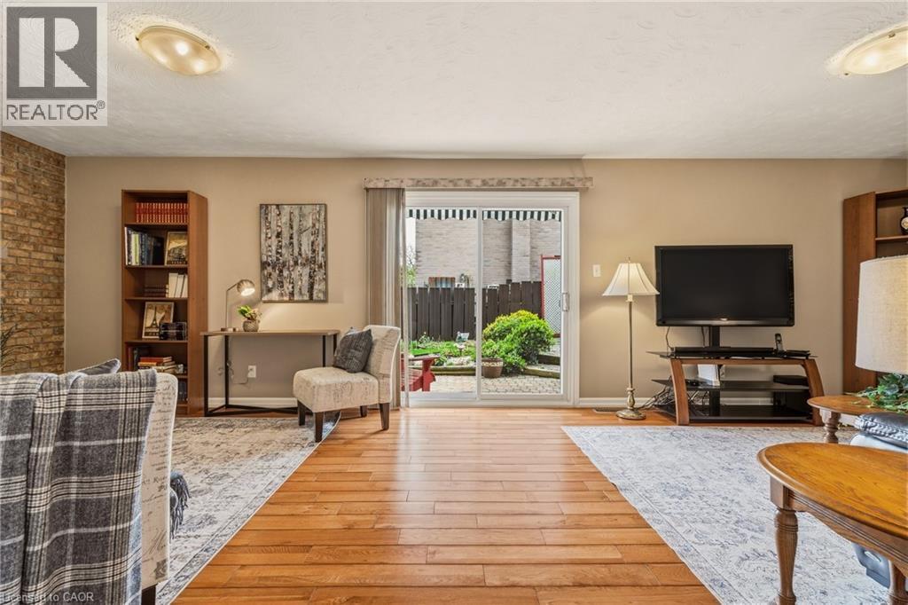 263 Guildwood Drive, Hamilton, Ontario  L9C 6W7 - Photo 28 - 40823097