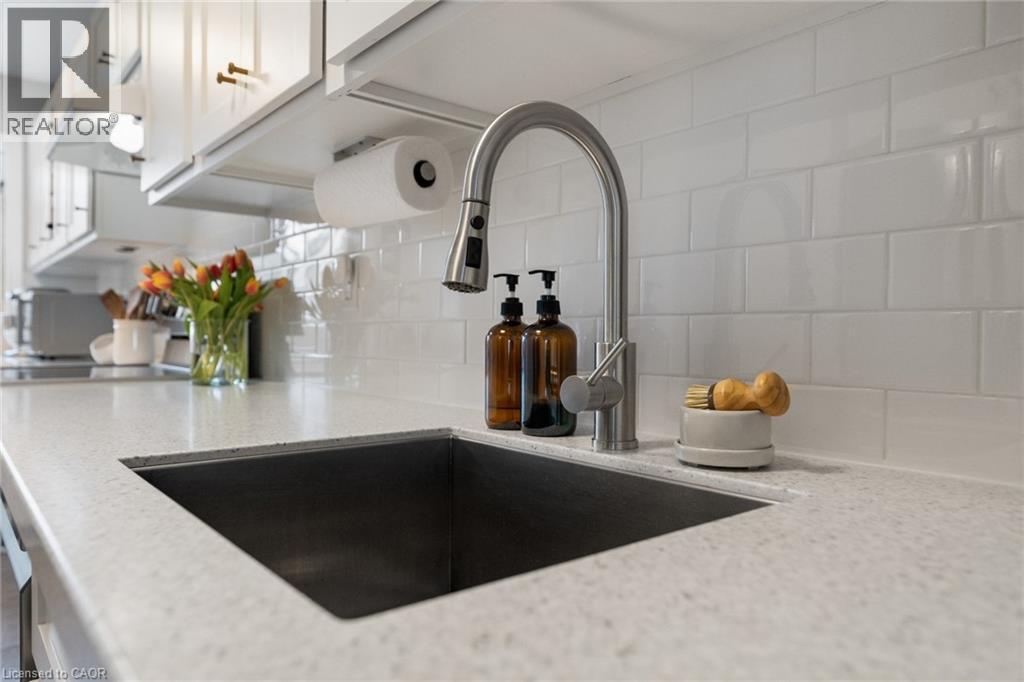 201 Queen Victoria Drive Unit# 121, Hamilton, Ontario  L8W 1W7 - Photo 8 - 40823107