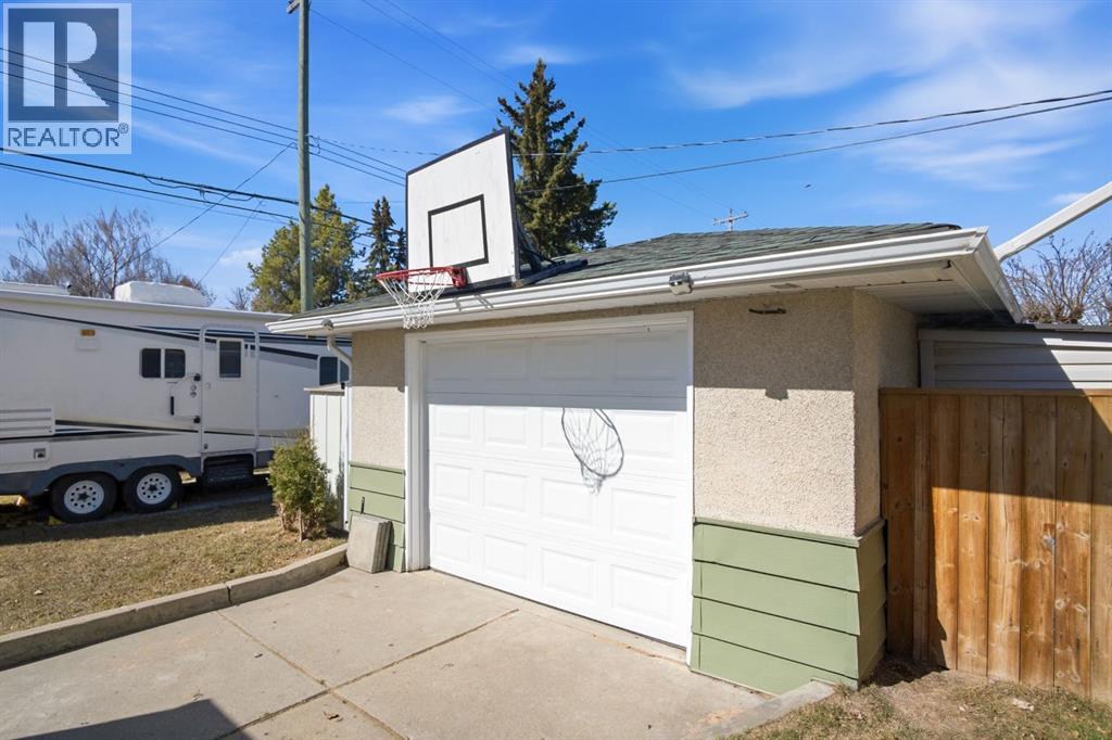 5601 51 Street, Olds, Alberta  T4H 1H9 - Photo 41 - A2302110