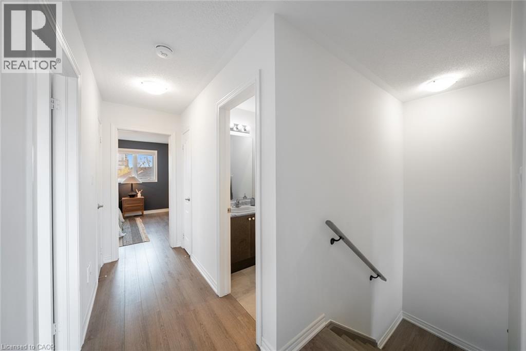 223 Skinner Road, Hamilton, Ontario  L8B 1X2 - Photo 22 - 40823126