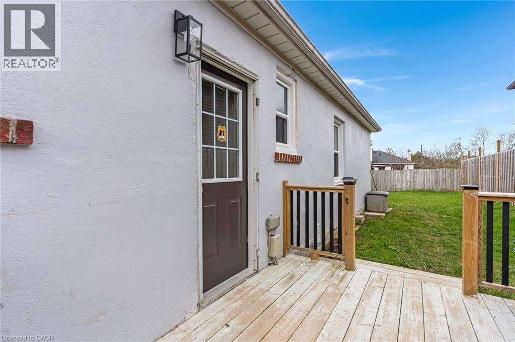 844 Stirling Avenue S, Kitchener, Ontario  N2M 3K3 - Photo 36 - 40823132