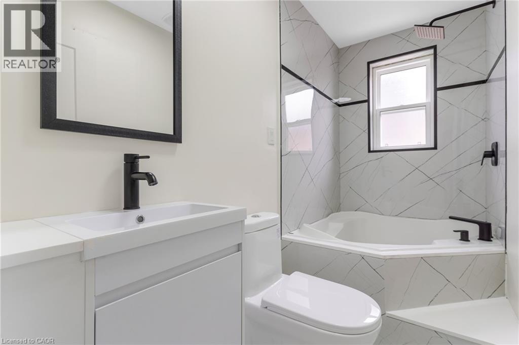 844 Stirling Avenue S, Kitchener, Ontario  N2M 3K3 - Photo 14 - 40823132